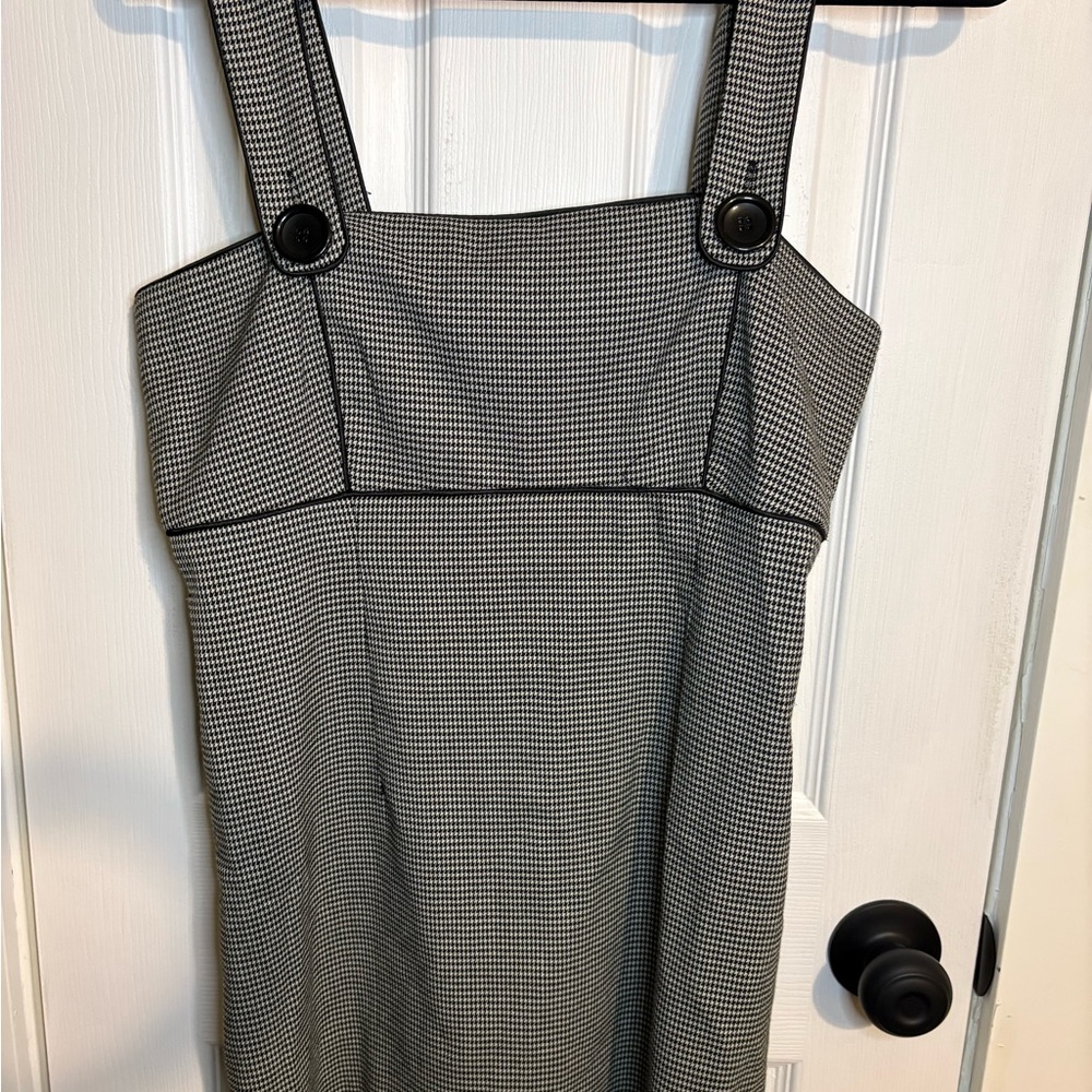 Vertigo Paris Black and White Houndstooth Midi Dress